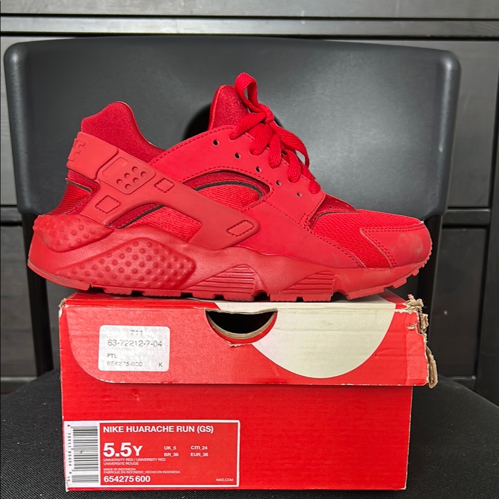 Nike Huarache Run GS Red Sneakers